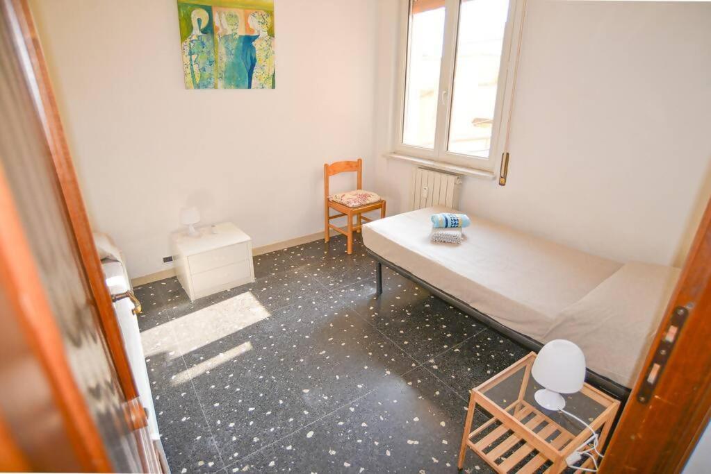 Larte Al Mare Vicino Spiaggia Con Ac E Wifi Apartment Savona Bagian luar foto