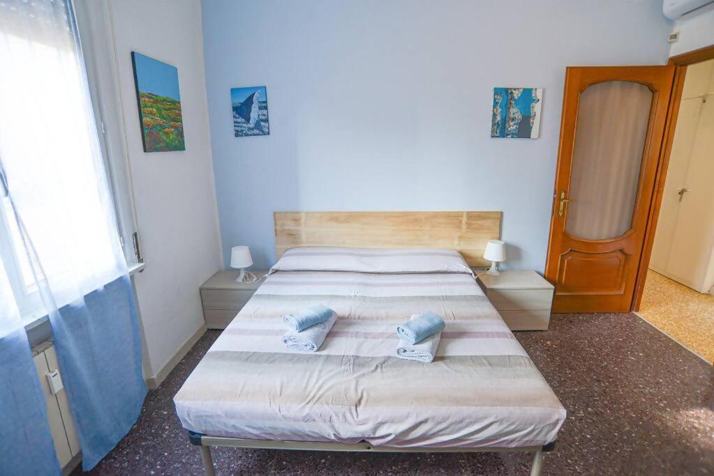 Larte Al Mare Vicino Spiaggia Con Ac E Wifi Apartment Savona Bagian luar foto